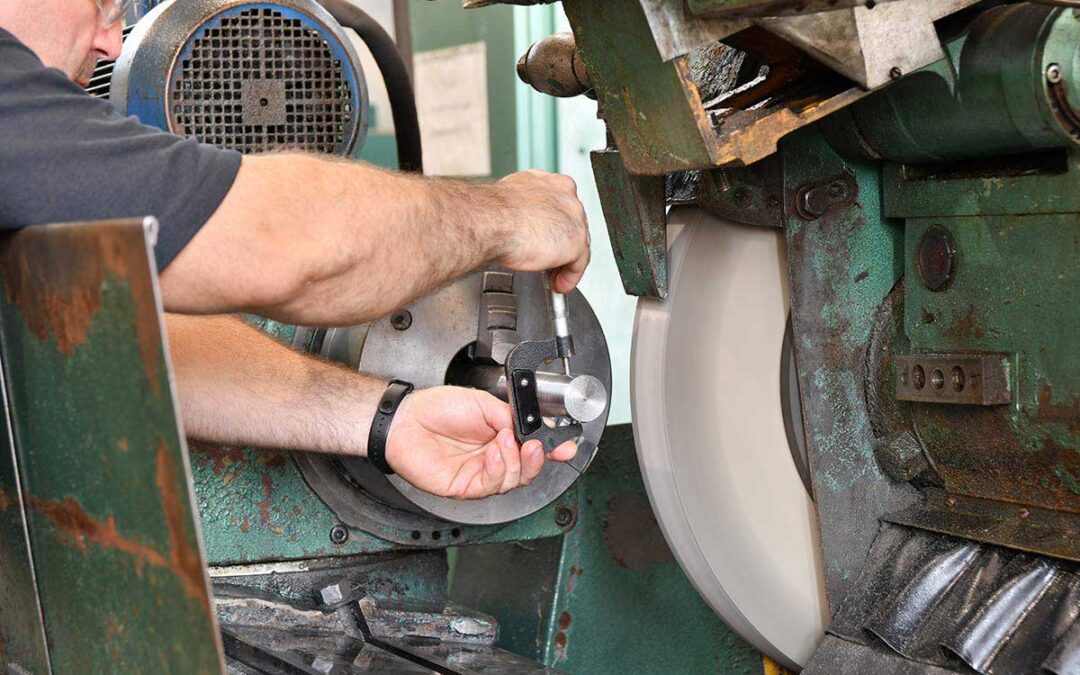 Mikrometrin käyttö: Tarkkuustyökalu käden ulottuvilla